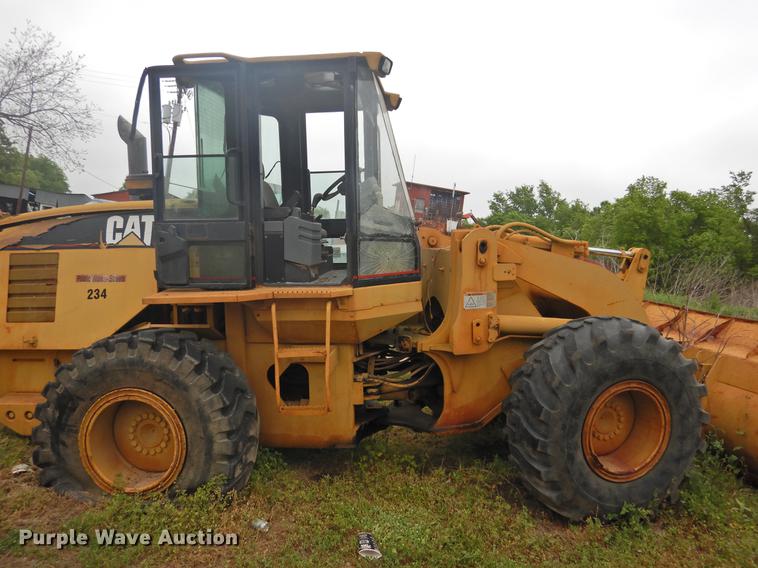 image for item DF2550 2000 Caterpillar 928G wheel loader