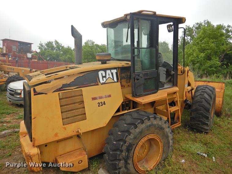 image for item DF2550 2000 Caterpillar 928G wheel loader