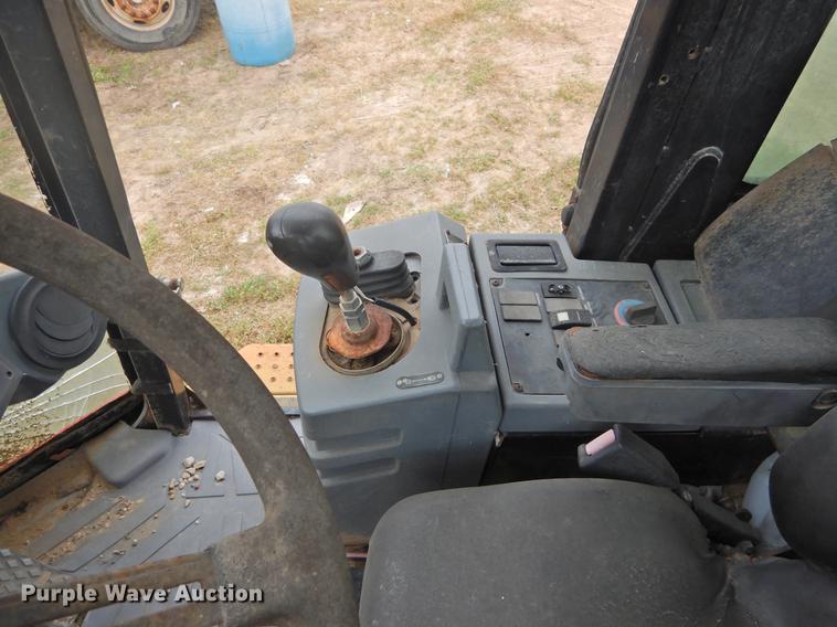 image for item DF2550 2000 Caterpillar 928G wheel loader