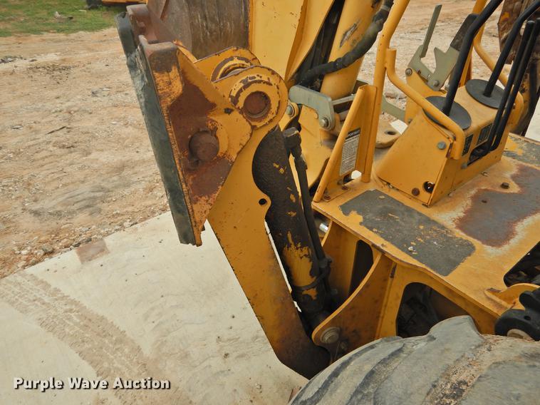 image for item DF2551 2008 John Deere 110 backhoe