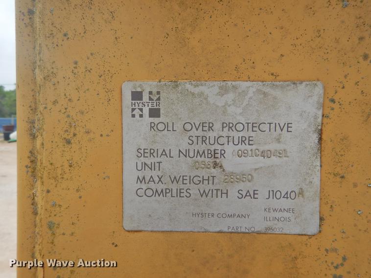 image for item DF2555 1990 Hyster C530A pneumatic roller