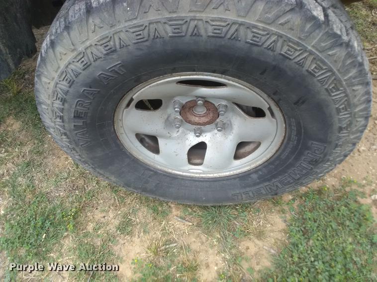 image for item DF2557 2002 Toyota Tacoma Double Cab pickup truck