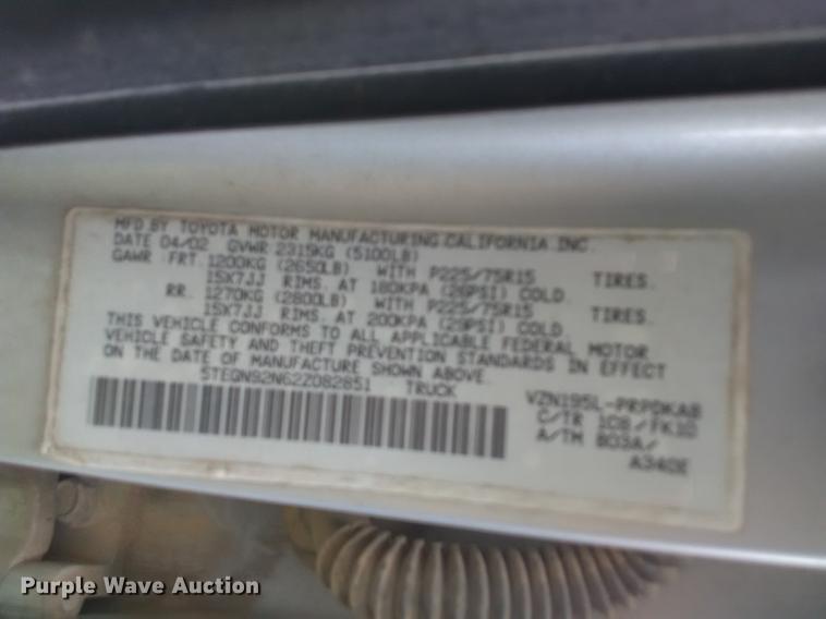 image for item DF2557 2002 Toyota Tacoma Double Cab pickup truck