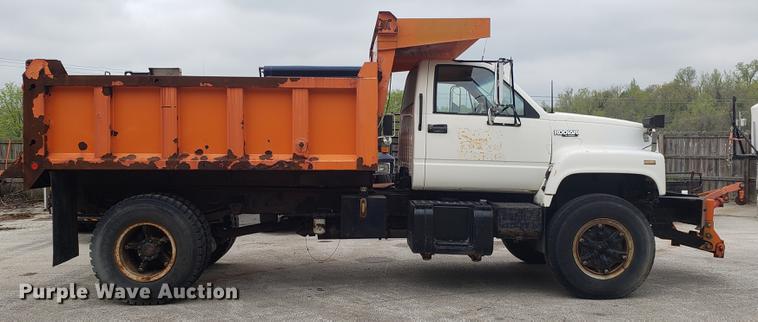 image for item DF3452 1991 Chevrolet Kodiak C6500 dump truck