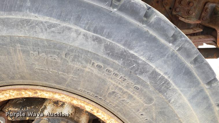 image for item DF3452 1991 Chevrolet Kodiak C6500 dump truck