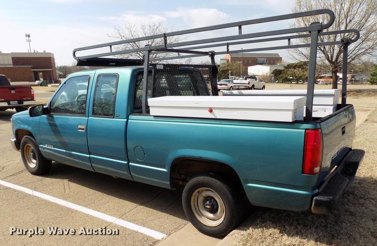 image for item DF4427 1998 Chevrolet C1500 Ext. Cab pickup truck