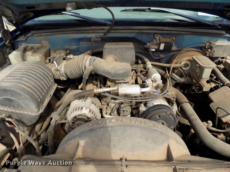 image for item DF4427 1998 Chevrolet C1500 Ext. Cab pickup truck