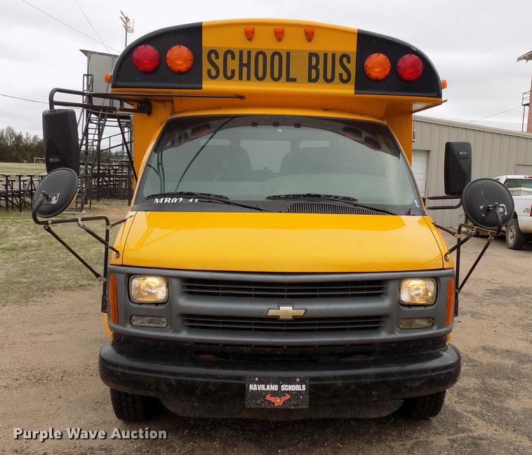 image for item DF4430 2002 Chevrolet Express G3500 school bus