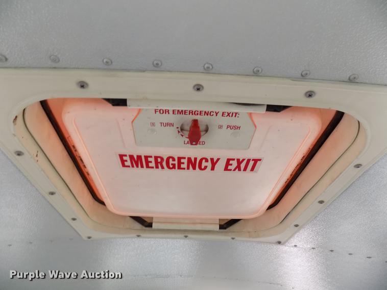 image for item DF4430 2002 Chevrolet Express G3500 school bus