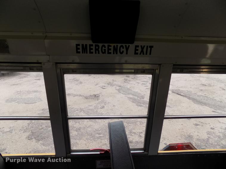 image for item DF4430 2002 Chevrolet Express G3500 school bus