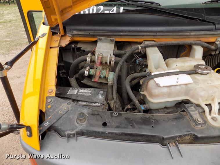 image for item DF4430 2002 Chevrolet Express G3500 school bus