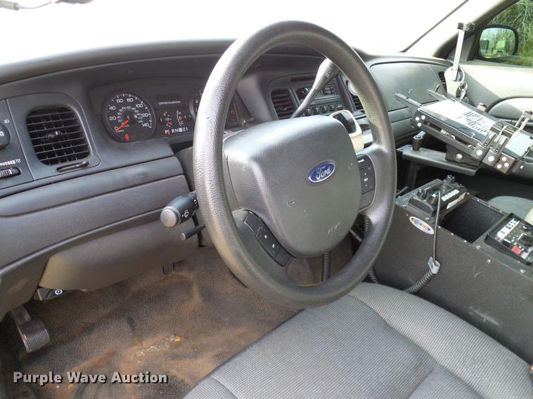 image for item DF4433 2008 Ford Crown Victoria Police Interceptor