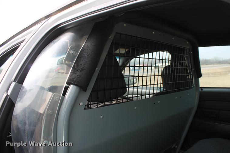 image for item DF4434 2005 Ford Crown Victoria Police Interceptor