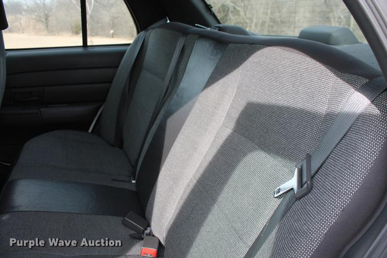 image for item DF4434 2005 Ford Crown Victoria Police Interceptor