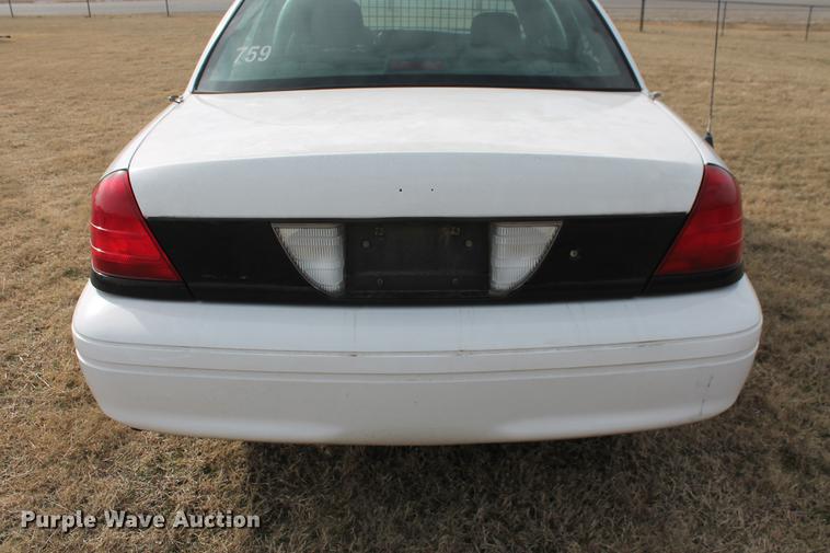 image for item DF4434 2005 Ford Crown Victoria Police Interceptor
