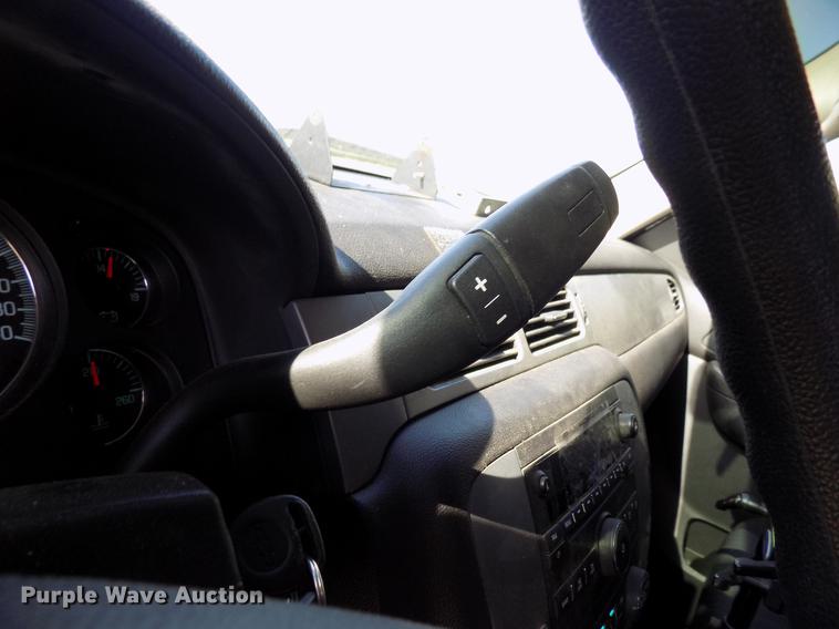 image for item DF4437 2011 Chevrolet Tahoe Police SUV