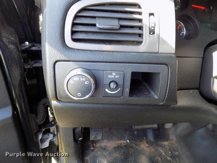 image for item DF4437 2011 Chevrolet Tahoe Police SUV