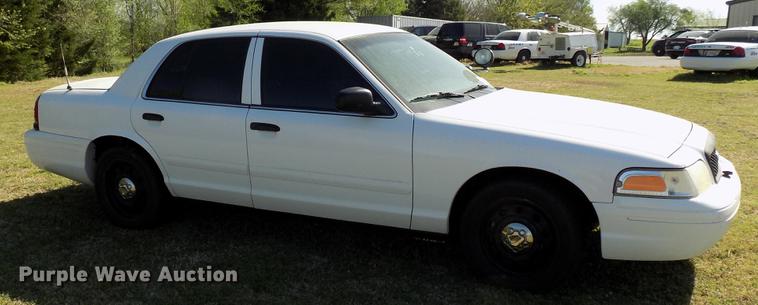 image for item DF4439 2008 Ford Crown Victoria Police Interceptor