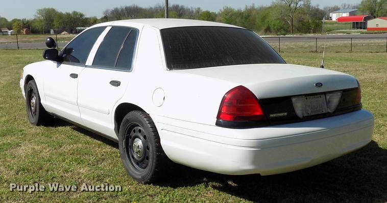 image for item DF4439 2008 Ford Crown Victoria Police Interceptor