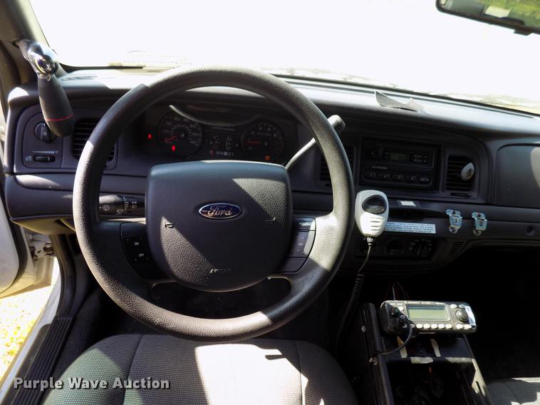 image for item DF4439 2008 Ford Crown Victoria Police Interceptor