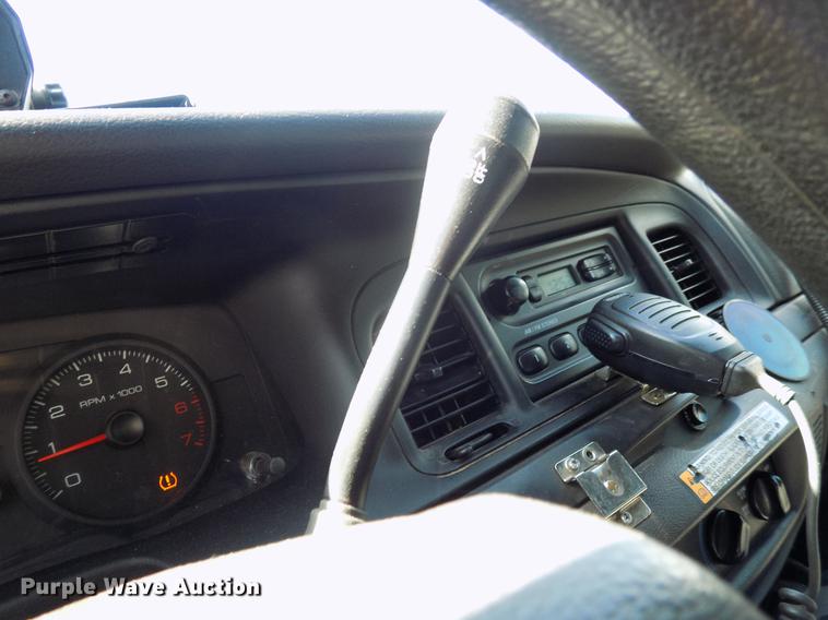 image for item DF4440 2011 Ford Crown Victoria Police Interceptor