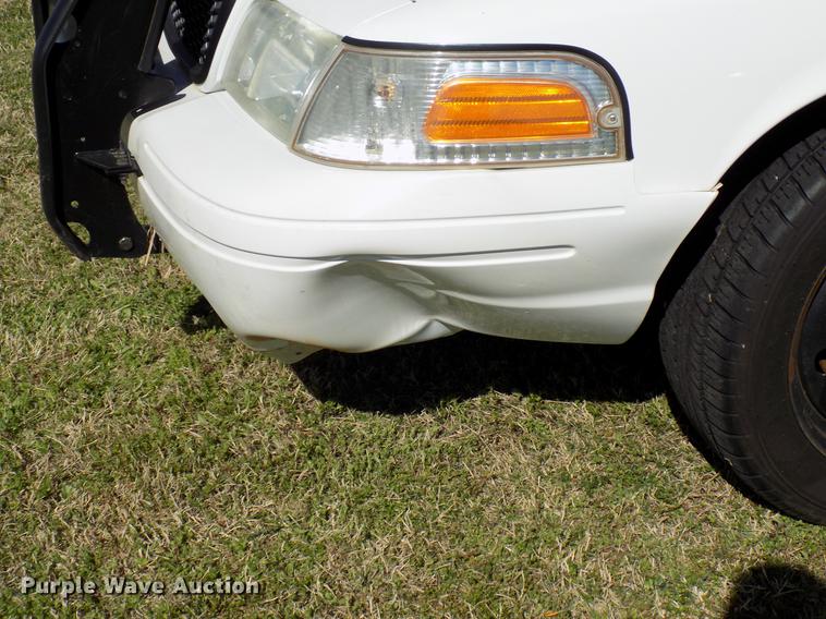 image for item DF4440 2011 Ford Crown Victoria Police Interceptor