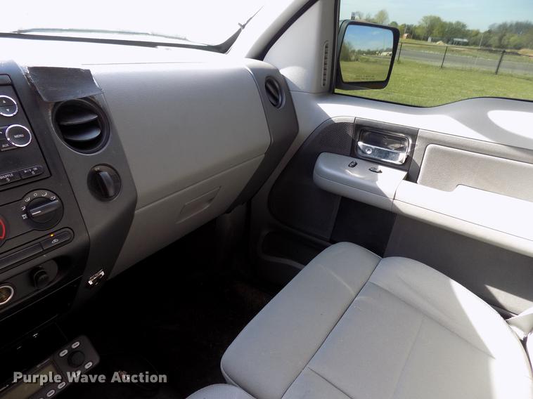 image for item DF4442 2008 Ford F150 SuperCab pickup truck