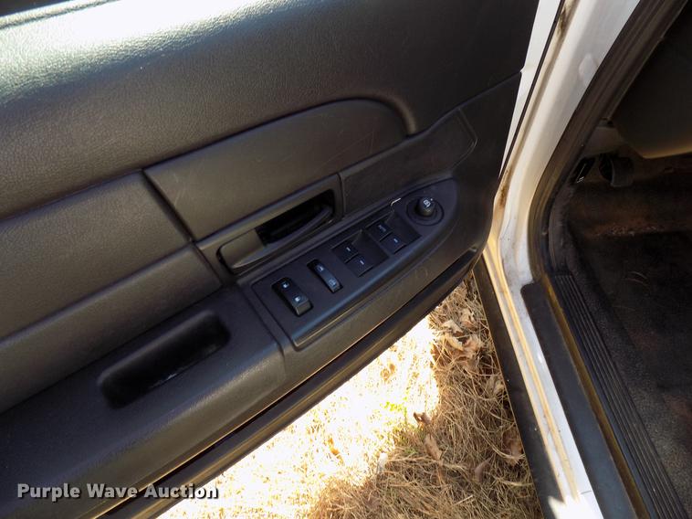 image for item DF4444 2011 Ford Crown Victoria Police Interceptor