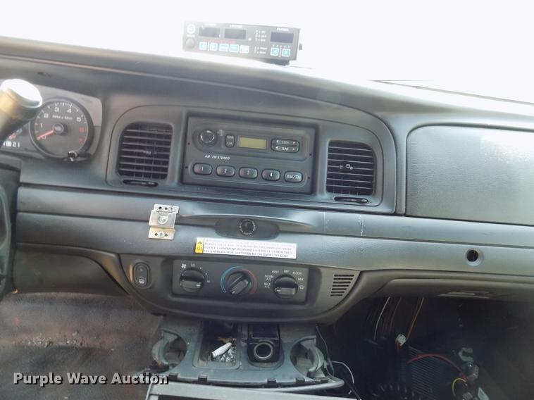 image for item DF4444 2011 Ford Crown Victoria Police Interceptor