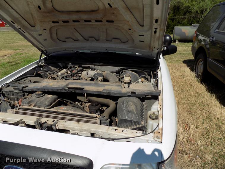 image for item DF4444 2011 Ford Crown Victoria Police Interceptor