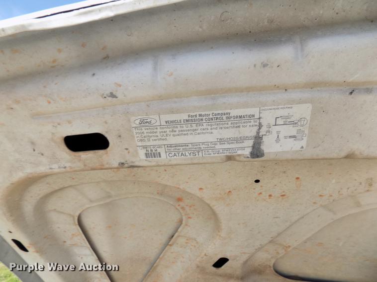 image for item DF4444 2011 Ford Crown Victoria Police Interceptor