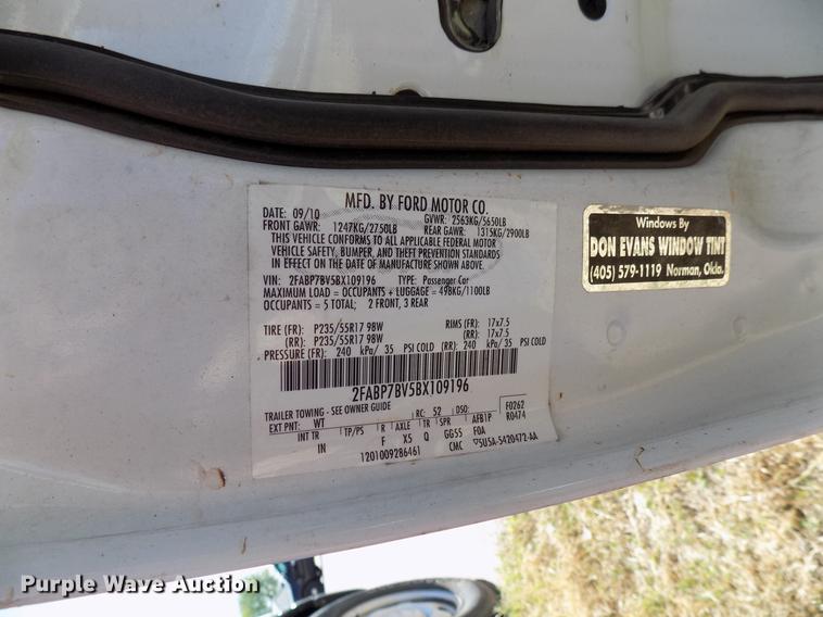 image for item DF4444 2011 Ford Crown Victoria Police Interceptor