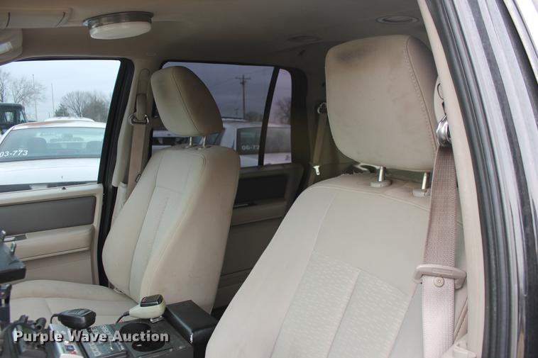 image for item DF4445 2010 Ford Expedition XLT SUV
