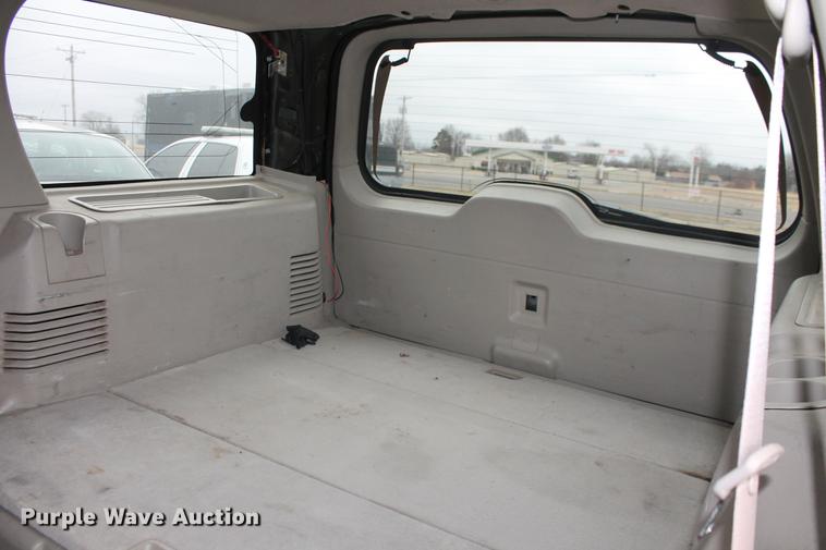 image for item DF4445 2010 Ford Expedition XLT SUV