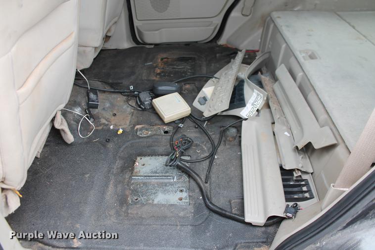 image for item DF4445 2010 Ford Expedition XLT SUV