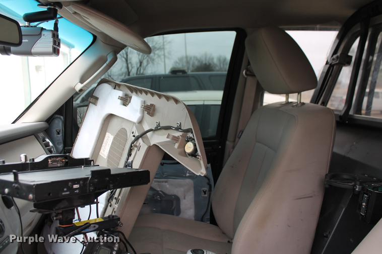 image for item DF4446 2010 Ford Expedition XLT SUV