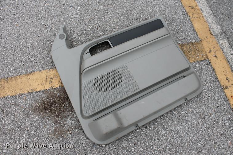 image for item DF4446 2010 Ford Expedition XLT SUV