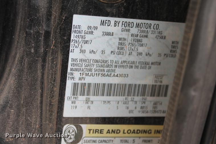 image for item DF4446 2010 Ford Expedition XLT SUV