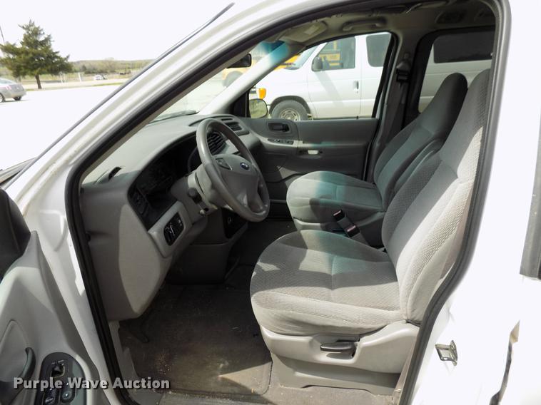 image for item DF4478 2001 Ford Windstar van