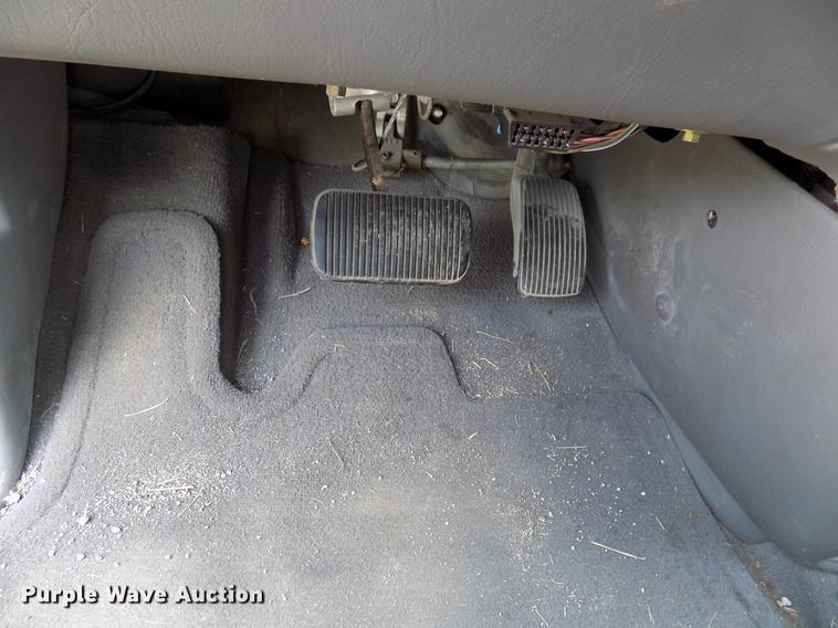 image for item DF4478 2001 Ford Windstar van
