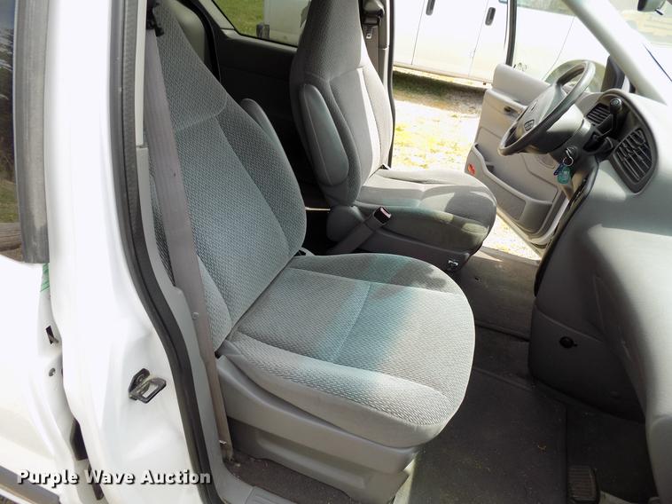 image for item DF4478 2001 Ford Windstar van
