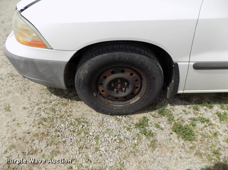 image for item DF4478 2001 Ford Windstar van