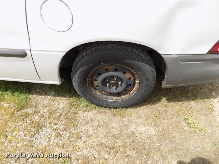 image for item DF4478 2001 Ford Windstar van