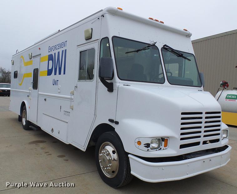 image for item DF7179 2003 Freightliner MT55 DWI/DUI enforcement/command center truck