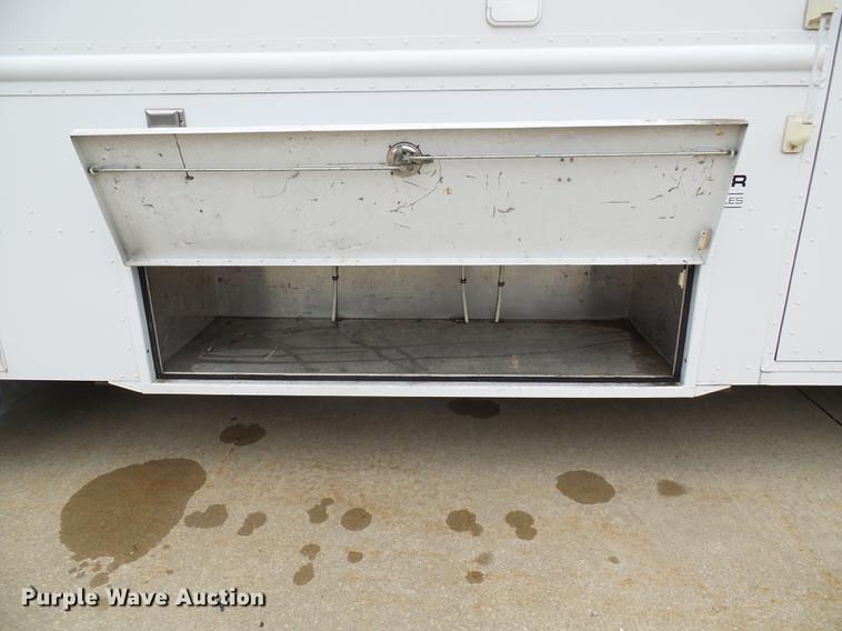 image for item DF7179 2003 Freightliner MT55 DWI/DUI enforcement/command center truck