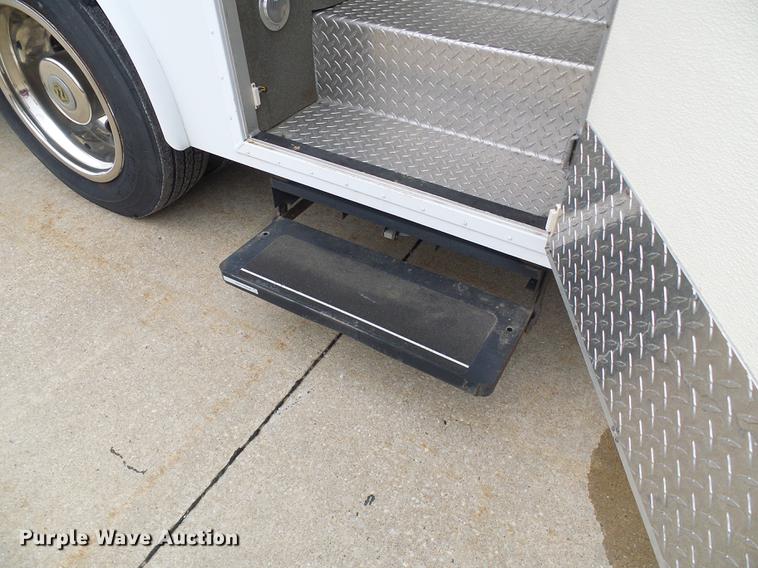 image for item DF7179 2003 Freightliner MT55 DWI/DUI enforcement/command center truck