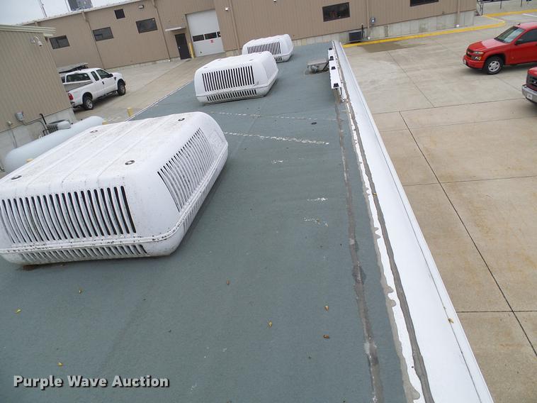 image for item DF7179 2003 Freightliner MT55 DWI/DUI enforcement/command center truck