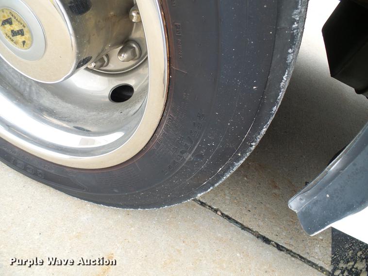 image for item DF7179 2003 Freightliner MT55 DWI/DUI enforcement/command center truck