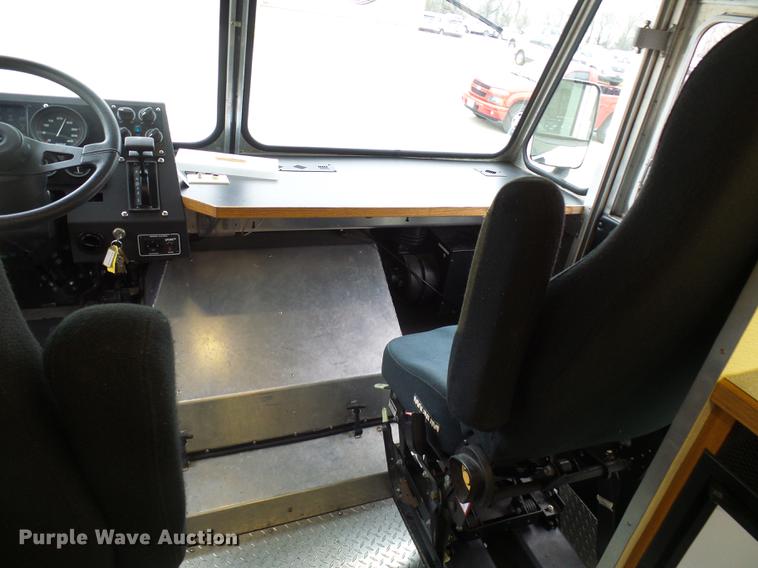 image for item DF7179 2003 Freightliner MT55 DWI/DUI enforcement/command center truck