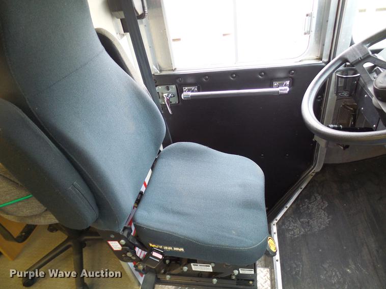 image for item DF7179 2003 Freightliner MT55 DWI/DUI enforcement/command center truck